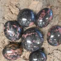 galet Rhodonite