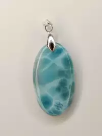 pendentif larimar bleu pierre naturelle bijou énergétique pierre larimar pendentif chakra gorge sérénité